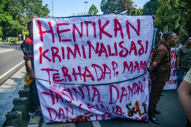 June 5, 2026, Bandung, West Java, Indonesia: Papuan student activists protested during World Environment Day celebrations in Bandung, Indonesia. They opposed the National Strategic Project (PSN) and geothermal project in the Gede Pangrango area of Ã¢â‚¬¹Ã¢â‚¬¹West Java, as well as the seizure of indigenous land, criminalization, and militarism in Papua. They also called for a free Palestine and an end to Israeli oppression. Bandung Indonesia  - ZUMAr272 20260605_zip_r272_012 Copyright: xDimasxRachmatsyahx