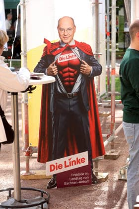 24. Sachsen-Anhalt Tag in Bernburg Bernburg, 5.6.2026 Die Linke Stand beim 24. Sachsen-Anhalt Tag in Bernburg Sachsen-Anhalt *** 24 Saxony-Anhalt Day in Bernburg Bernburg, 5 6 2026 The Left Party stand at the 24 Saxony-Anhalt Day in Bernburg Saxony-Anhalt Copyright: xMatthiasxGränzdörferx