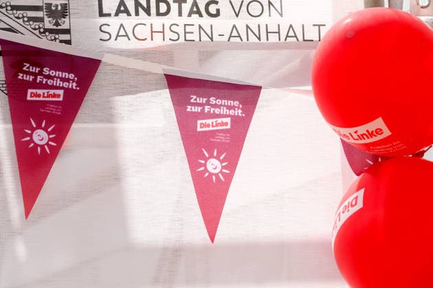24. Sachsen-Anhalt Tag in Bernburg Bernburg, 5.6.2026 Die Linke Stand beim 24. Sachsen-Anhalt Tag in Bernburg Sachsen-Anhalt *** 24 Saxony-Anhalt Day in Bernburg Bernburg, 5 6 2026 The Left Party stand at the 24 Saxony-Anhalt Day in Bernburg Saxony-Anhalt Copyright: xMatthiasxGränzdörferx