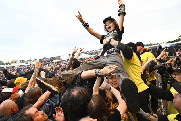 Entertainment Bilder des Tages SÖLVESBORG, SVERIGE 20260605 Publiken när Venom, UK, spelar pa Sweden Rock Festival pa fredagen. SÖLVESBORG SVERIGE x10080x *** SÖLVESBORG, SWEDEN 20260605 The audience when Venom, UK, plays at Sweden Rock Festival on Friday SÖLVESBORG SWEDEN x10080x  Copyright: xFredrikxSandberg TTx SWEDEN ROCK FESTIVAL 2026 xE1IznGg8Og