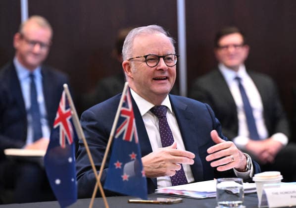 ANTHONY ALBANESE CHRISTOPHER LUXON LEADERSHIP FORUM, Australian Prime Minister Anthony Albanese is seen during a roundtable with New Zealand Prime Minister Christopher Luxon and Australian and New Zealand business leaders convened by the Australia New Zealand Leadership Forum in Noosa, Saturday, June 6, 2026. ( NO ARCHIVING NOOSA QUEENSLAND AUSTRALIA  Copyright: xDARRENxENGLANDx 20260606154579967910