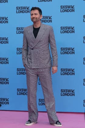 Rivals mid season finale screening with cast & crew in London, UK - 5 Jun 2026 David Tennant seen on the red carpet at Rivals series 2 mid season finale screening at the Barbican London as part of the SXSW festival. Actors and creatives arrived on red carpet and joined the SXSW audience to watch the mid season finale before taking to the stage for a special cast & crew panel. London United Kingdom Copyright: xBonniexBritainx xSOPAxImagesx YXJ04706