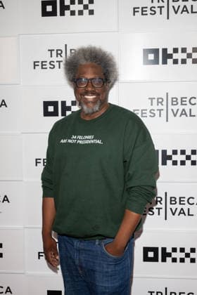 Taxi Driver 50th Anniversary Reunion, 25th Tribeca Film Festival, New York, USA - 05 June 2026 W. Kamau Bell attends Taxi Driver during the 2026 Tribeca Film Festival at BMCC Tribeca Center of Performing Arts on June 05, 2026 in New York City. New York United States Copyright: xRonxAdarx xSOPAxImagesx _radar_taxidriver_20260605_00417
