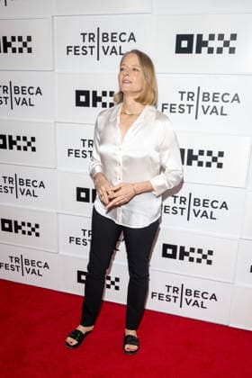 Taxi Driver 50th Anniversary Reunion, 25th Tribeca Film Festival, New York, USA - 05 June 2026 Jodie Foster attends Taxi Driver during the 2026 Tribeca Film Festival at BMCC Tribeca Center of Performing Arts on June 05, 2026 in New York City. New York United States Copyright: xRonxAdarx xSOPAxImagesx _radar_taxidriver_20260605_00648