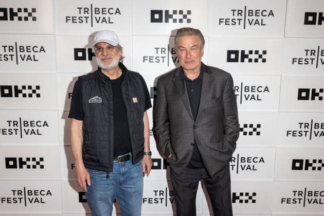 Taxi Driver 50th Anniversary Reunion, 25th Tribeca Film Festival, New York, USA - 05 June 2026 (L-R) Artist Clifford Ross and Alec Baldwin attend Taxi Driver during the 2026 Tribeca Film Festival at BMCC Tribeca Center of Performing Arts on June 05, 2026 in New York City. New York United States Copyright: xRonxAdarx xSOPAxImagesx _radar_taxidriver_20260605_00783