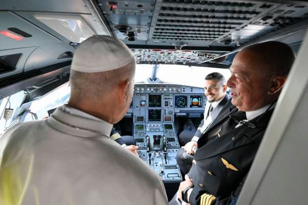 ITALY - POPE LEO XIV ARRIVES AT ROME S LEONARDO DA VINCI INTERNATIONAL AIRPORT IN FIUMICINO - 2026 6 6 Italy, Rome, Vatican, 2026 6 6 Pope Leo XIV arrives at Rome s Leonardo da Vinci International Airport in Fiumicino, some 30 kilometers (18.6 miles) west of Rome, Saturday, to leave for his seven-day pastoral visit to mainland Spain and Canary Islands. EDITORIAL USE ONLY - NO BOOKS Copyright: xVATICANxMEDIA CPPx