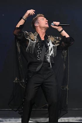 Boyzone performing at Emirates Stadium LONDON, ENGLAND - JUNE 05: Ronan Keating of ˜Boyzone™ performing at Emirates Stadium on June 05, 2026 in London, England CAP MAR MAR Great Britain UK Copyright: xMartinxHarris CapitalxPicturesx