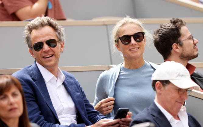 Anne Sophie Lapix and her husband Arthur Sadoun in the stands during the Day thirteen of the 2026 Roland Garros French Open on June 05, 2026 in Paris, France Jacovides Moreau Bestimage Celebs in the stands during the Day thirteen of the 2026 French Open on June 05, 2026 in Paris, France Paris France  Copyright: xJACOVIDES-MOREAUx xBESTIMAGExJACOVIDES-MOREAUx xBESTIMAGEx