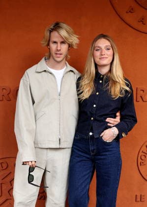 Dorian Lux Ofenbach et sa femme Diane au photocall du village night session lors des Internationaux de France de Tennis de Roland Garros 2026, à Paris, France, le 5 juin 2026 Jacovides Moreau Bestimage Celebs attending the village photocall during the 2026 French Open at Roland Garros in Paris, France, on June 5, 2026 Paris France  Copyright: xJACOVIDES-MOREAUx xBESTIMAGExJACOVIDES-MOREAUx xBESTIMAGEx