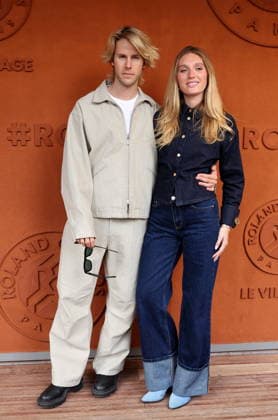 Dorian Lux Ofenbach et sa femme Diane au photocall du village night session lors des Internationaux de France de Tennis de Roland Garros 2026, à Paris, France, le 5 juin 2026 Jacovides Moreau Bestimage Celebs attending the village photocall during the 2026 French Open at Roland Garros in Paris, France, on June 5, 2026 Paris France  Copyright: xJACOVIDES-MOREAUx xBESTIMAGExJACOVIDES-MOREAUx xBESTIMAGEx