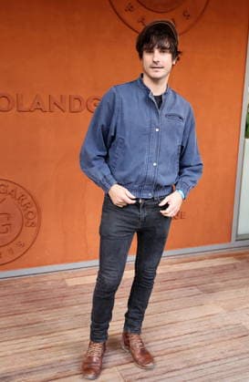 Gauvain Sers au photocall du village night session lors des Internationaux de France de Tennis de Roland Garros 2026, à Paris, France, le 5 juin 2026 Jacovides Moreau Bestimage Celebs attending the village photocall during the 2026 French Open at Roland Garros in Paris, France, on June 5, 2026 Paris France  Copyright: xJACOVIDES-MOREAUx xBESTIMAGExJACOVIDES-MOREAUx xBESTIMAGEx