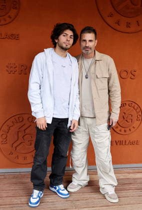 Richard Orlinski and his son Jonathan at the village photocall night session during the 2026 French Open at Roland Garros in Paris, France, on June 5, 2026 Jacovides Moreau Bestimage Celebs attending the village photocall during the 2026 French Open at Roland Garros in Paris, France, on June 5, 2026 Paris France  Copyright: xJACOVIDES-MOREAUx xBESTIMAGExJACOVIDES-MOREAUx xBESTIMAGEx