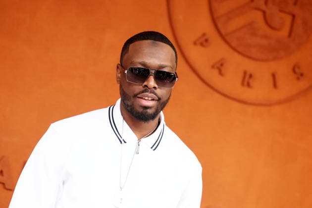 Dadju au photocall du village night session lors des Internationaux de France de Tennis de Roland Garros 2026, à Paris, France, le 5 juin 2026 Jacovides Moreau Bestimage Celebs attending the village photocall during the 2026 French Open at Roland Garros in Paris, France, on June 5, 2026 Paris France  Copyright: xJACOVIDES-MOREAUx xBESTIMAGExJACOVIDES-MOREAUx xBESTIMAGEx