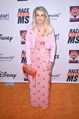 Nancy Davis bei der 33. Race to Erase MS Gala im Fairmont Century Plaza. Los Angeles, 05.06.2026 *** Nancy Davis at the 33 Race to Erase MS Gala at the Fairmont Century Plaza Los Angeles, 05 06 2026 Foto:xD.xStarbuckx xFuturexImagex ms_6603