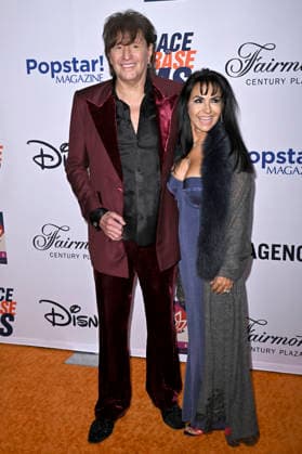 Richie Sambora und Rose Procopio Barondess bei der 33. Race to Erase MS Gala im Fairmont Century Plaza. Los Angeles, 05.06.2026 *** Richie Sambora and Rose Procopio Barondess at the 33 Race to Erase MS Gala at the Fairmont Century Plaza Los Angeles, 05 06 2026 Foto:xD.xStarbuckx xFuturexImagex ms_6655