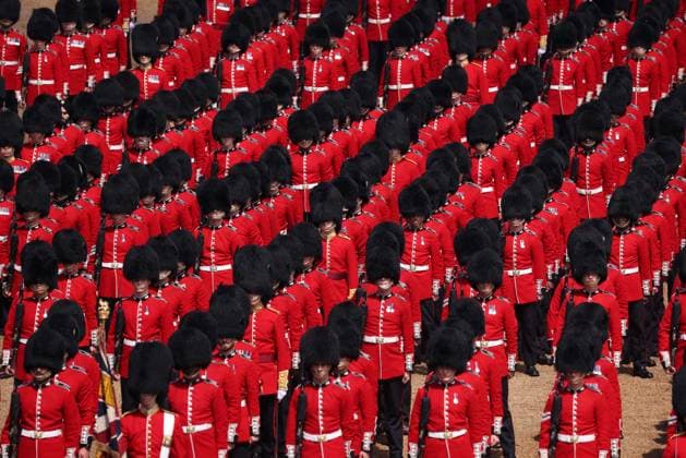 The Colonel s Review, the final full public dress rehearsal before next Saturday s King s Birthday Parade and Trooping the Colour took place on Horse Guards Parade today. Featuring over 1,350 soldiers Lieutenant General Sir James Bucknall took the salute and carried out the inspection, as the Household Division and the King s Troop Royal Horse Artillery completed the Colonel s Review. The Colonel™s Review, London, 6th June, 2026.  .
