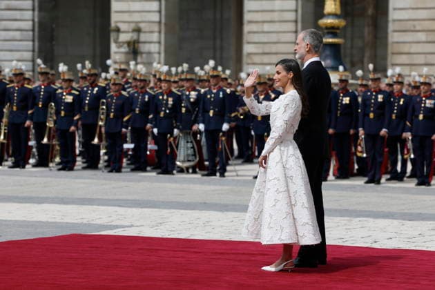 The Royal House receives Pope Leo XIV at the Royal Palace in Madrid King Felipe VI and Queen Letizia attend the welcoming ceremony for Pope Leo XIV at the Royal Palace, June 6, 2026, in Madrid Spain The reception brings together the highest authorities of the State and the Catholic Church in Spain and marks the official start of the pontiffs agenda in the country 06 JUNE 2026 ROYAL PALACE POPE LEON XIV ROYAL HOUSE MADRID J J Guillén EFE Pool 06 06 06 2026 Madrid Madrid Madrid Espana  Copyright: xJ.J.xGuillÃ nx xEFEx xPoolx 7576221