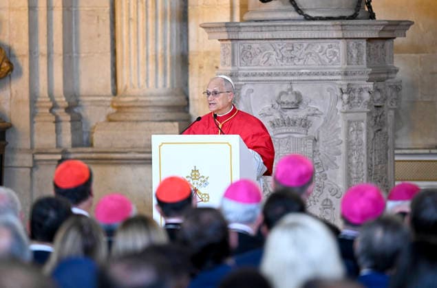 The Royal House receives Pope Leo XIV at the Royal Palace in Madrid Pope Leo XIV delivers a speech during his welcoming ceremony at the Royal Palace, June 6, 2026, in Madrid Spain The reception brings together the highest authorities of the State and the Catholic Church in Spain and marks the official start of the pontiffs agenda in the country 06 JUNE 2026 PAPAL VISIT Madrid Madrid Madrid Spain  Copyright: xAlbertoxOrtegax 7576262