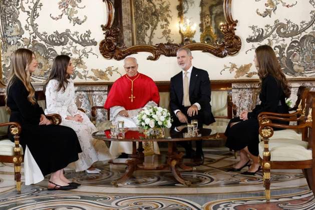 Spanish King Felipe VI and Letizia with Princess Leonor and Sofia de Borbon next to Leon XIV during a luncheon ceremony for Pope on ocassion his official visit to Spain at RoyalPalace in Madrid on Saturday, 06 June 2026. Cordon Press 