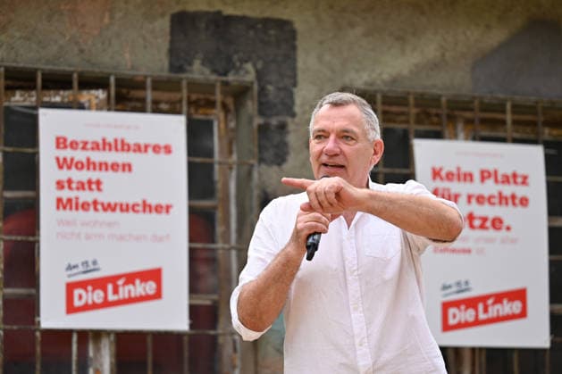 Jan van Aken beim Sommerfest der Linken in Göttingen 06.06.2026, Niedersachsen, Göttingen: Jan van Aken, Parteivorsitzender der Linken, spricht beim Sommerfest der Partei Die Linke in Göttingen. Göttingen Niedersachsen Deutschland *** Jan van Aken at the Left Partys summer party in Göttingen 06 06 2026, Lower Saxony, Göttingen Jan van Aken, Chairman of the Left Party, speaks at the Left Partys summer party in Göttingen Göttingen Lower Saxony Germany