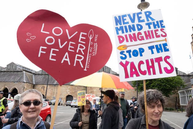 June 6, 2026, Perth, Scotland, UK: Anti-immigration protesters held a demonstration outside The Queens Hotel in Perth, while pro-immigration protesters aligned with Perth Against Racism staged a Reject Hate And Division counter-demonstration outside the Radisson Blu Hotel opposite. Both hotels are being used to house asylum seekers and have been the focus of similar protests in recent months. Perth UK  - ZUMAs357 20260606_zip_s357_009 Copyright: xCameronxScottx