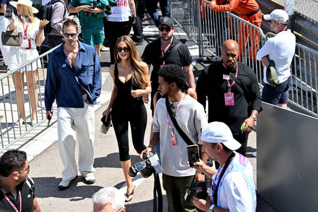 Khloe and Kim Kardashian in the paddocks of the Formula 1 Louis Vuitton Grand Prix of Monaco 2026, in Monte Carlo, Monaco, on June 6, 2026 Bruno Bebert Bestimage Celebs in the paddocks of the Formula 1 Louis Vuitton Grand Prix of Monaco 2026, in Monte Carlo, Monaco, on June 6, 2026 Monte Carlo Monaco  Copyright: xBrunoxBebertx xBestimagexBrunoxBebertx xBestimagex