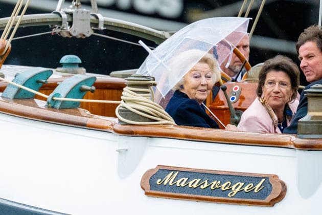 06-06-2026 Rotterdam Princess Beatrix attended the celebration of the 35th anniversary of the Royal Rowing and Sailing Association ˜De Maas™ in Rotterdam. Â  Copyright: xPPEx