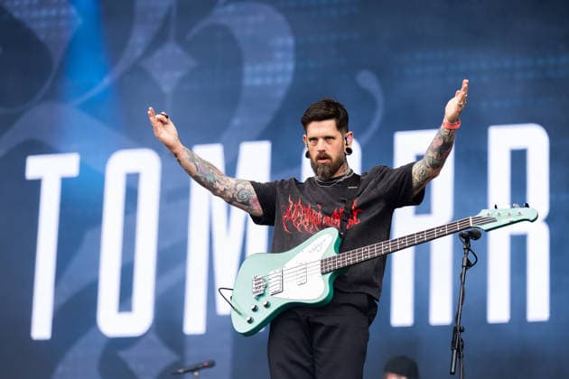 Davyd Winter-Bates (Bass) während des Auftritts der britischen Metalcore-Band Bury Tomorrow im Rahmen des Festivals Rock am Ring 2026 am Nürburgring. Nürburg Rock am Ring Rheinland-Pfalz Germany *** Davyd Winter Bates bass during the performance of the British metalcore band Bury Tomorrow as part of the Rock am Ring 2026 festival at the Nürburgring Nürburg Rock am Ring Rheinland Pfalz Germany