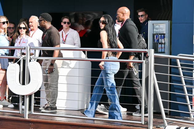 IPA85399831 - Monte Carlo, Formula 1 Monaco Grand Prix - Celebrities attend Saturday practice - Kim Kardashian and KhloÃ Kardashian Pictured: Kim Kardashian and KhloÃ Kardashian  Copyright: xManuelexMangiarottix xManuelexMangiarottix 85399831