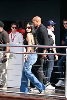 IPA85399834 - Monte Carlo, Formula 1 Monaco Grand Prix - Celebrities attend Saturday practice - Kim Kardashian and KhloÃ Kardashian Pictured: Kim Kardashian and KhloÃ Kardashian  Copyright: xManuelexMangiarottix xManuelexMangiarottix 85399834