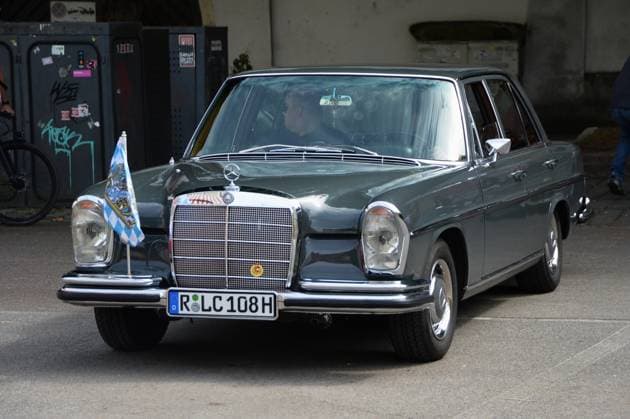 21. Regensburger Classic Rallye, Oldtimer-Rennen bzw Ausfahrt mit Start und Ziel in Regensburg, via Wiesent, Brennberg, Roding, Zandt, Bad Kötzting, Viechtach, Rattenberg am 6. und 7. Juni 2026. Foto: Oldtimer, Mercedes Benz 250 SE, Baureihe W108 mit H-Kennzeichen. *** 21 Regensburger Classic Rallye, classic car race or exit with start and finish in Regensburg, via Wiesent, Brennberg, Roding, Zandt, Bad Kötzting, Viechtach, Rattenberg on June 6 and 7, 2026 Photo classic car, Mercedes Benz 250 SE, W108 series with H license plate