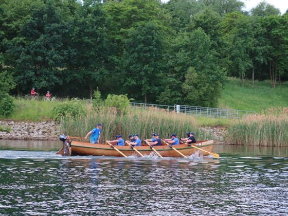 Lausitzer Kutterregatta. Der Ruderwettkampf der Firmen und Vereine, organisiert von Lausitzer Wassersportfreunde e.V., Jugendhaus Wartburg e.V. im Hafen Hagenwerder, Hafenstraße 100, 02827 Görlitz am Berzdorfer See am 06.6.2026 *** Lusatian Cutter Regatta The rowing competition of companies and clubs, organized by Lausitzer Wassersportfreunde e V , Jugendhaus Wartburg e V in Hagenwerder harbour, Hafenstraße 100, 02827 Görlitz on Lake Berzdorf on 06 6 2026 Copyright: xMatthiasxWehnertx