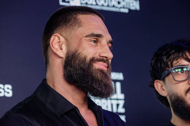 06.06.2026. Leverkusen. Aleks Petrovic am Rande des Fame Fighting, das große Promibox-Event von BILD und Eugen Lopez in der Leverkusener Ostermann Arena. Zum ersten Mal in Kooperation mit dem britischen Pendant Misfits Boxing und dem internationalen Medienpartner The Sun. Leverkusen Ostermann Arena Nordrhein-Westfalen Deutschland *** 06 06 2026 Leverkusen Aleks Petrovic on the verge of Fame Fighting, the big celebrity boxing event by BILD and Eugen Lopez in the Ostermann Arena in Leverkusen For the first time in cooperation with the British counterpart Misfits Boxing and the international media partner The Sun Leverkusen Ostermann Arena North Rhine-Westphalia Germany