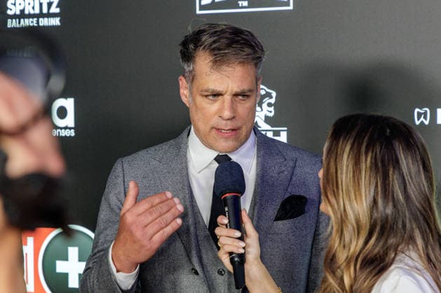 06.06.2026. Leverkusen. Carsten Spengemann am Rande des Fame Fighting, das große Promibox-Event von BILD und Eugen Lopez in der Leverkusener Ostermann Arena. Zum ersten Mal in Kooperation mit dem britischen Pendant Misfits Boxing und dem internationalen Medienpartner The Sun. Leverkusen Ostermann Arena Nordrhein-Westfalen Deutschland *** 06 06 2026 Leverkusen Carsten Spengemann on the sidelines of Fame Fighting, the big celebrity boxing event organized by BILD and Eugen Lopez at the Ostermann Arena in Leverkusen For the first time in cooperation with the British counterpart Misfits Boxing and the international media partner The Sun Leverkusen Ostermann Arena North Rhine-Westphalia Germany