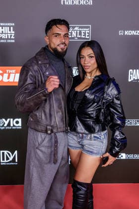 06.06.2026. Leverkusen. (l-r) Alexander Alexx Molz und Hatidza Demirovic (Hati Suarez) am Rande des Fame Fighting, das große Promibox-Event von BILD und Eugen Lopez in der Leverkusener Ostermann Arena. Zum ersten Mal in Kooperation mit dem britischen Pendant Misfits Boxing und dem internationalen Medienpartner The Sun. Leverkusen Ostermann Arena Nordrhein-Westfalen Deutschland *** 06 06 2026 Leverkusen l r Alexander Alexx Molz and Hatidza Demirovic Hati Suarez on the sidelines of Fame Fighting, the big celebrity boxing event organized by BILD and Eugen Lopez at the Ostermann Arena in Leverkusen For the first time in cooperation with the British counterpart Misfits Boxing and the international media partner The Sun Leverkusen Osterman