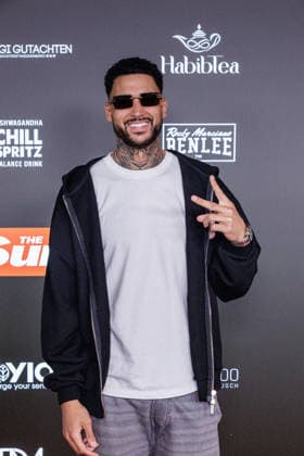 06.06.2026. Leverkusen. Ty Mitchell am Rande des Fame Fighting, das große Promibox-Event von BILD und Eugen Lopez in der Leverkusener Ostermann Arena. Zum ersten Mal in Kooperation mit dem britischen Pendant Misfits Boxing und dem internationalen Medienpartner The Sun. Leverkusen Ostermann Arena Nordrhein-Westfalen Deutschland *** 06 06 2026 Leverkusen Ty Mitchell on the verge of Fame Fighting, the big celebrity boxing event by BILD and Eugen Lopez in the Ostermann Arena in Leverkusen For the first time in cooperation with the British counterpart Misfits Boxing and the international media partner The Sun Leverkusen Ostermann Arena North Rhine-Westphalia Germany