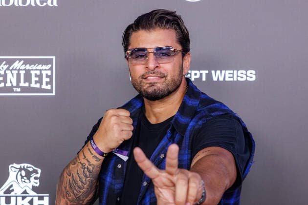 06.06.2026. Leverkusen. Severino Seeger am Rande des Fame Fighting, das große Promibox-Event von BILD und Eugen Lopez in der Leverkusener Ostermann Arena. Zum ersten Mal in Kooperation mit dem britischen Pendant Misfits Boxing und dem internationalen Medienpartner The Sun. Leverkusen Ostermann Arena Nordrhein-Westfalen Deutschland *** 06 06 2026 Leverkusen Severino Seeger on the verge of Fame Fighting, the big celebrity boxing event by BILD and Eugen Lopez in the Ostermann Arena in Leverkusen For the first time in cooperation with the British counterpart Misfits Boxing and the international media partner The Sun Leverkusen Ostermann Arena North Rhine-Westphalia Germany