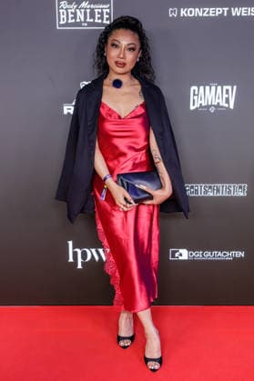 06.06.2026. Leverkusen. Jasmin Nguyen am Rande des Fame Fighting, das große Promibox-Event von BILD und Eugen Lopez in der Leverkusener Ostermann Arena. Zum ersten Mal in Kooperation mit dem britischen Pendant Misfits Boxing und dem internationalen Medienpartner The Sun. Leverkusen Ostermann Arena Nordrhein-Westfalen Deutschland *** 06 06 2026 Leverkusen Jasmin Nguyen on the sidelines of Fame Fighting, the big celebrity boxing event organized by BILD and Eugen Lopez at the Ostermann Arena in Leverkusen For the first time in cooperation with the British counterpart Misfits Boxing and the international media partner The Sun Leverkusen Ostermann Arena North Rhine-Westphalia Germany