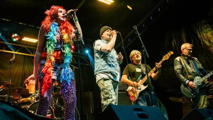 Die Duisburger Punkband Eisenpimmel spielt beim Festiavl Rage against Racism. Am 06.06.2026 in Duisburg ** NUR FÜR REDAKTIONELLE ZWECKE ** EDITORIAL USE ONLY **<p>Die Duisburger Punkband Eisenpimmel spielt beim Festiavl Rage against Racism. Am 06.06.2026 in Duisburg Duisburg Copyright: ChristophxJendral *** The Duisburg punk band Eisenpimmel plays at the Festiavl Rage against Racism On 06 06 2026 in Duisburg FOR EDITORIAL PURPOSES ONLY p The Duisburg punk band Eisenpimmel plays at the Festiavl Rage against Racism On 06 06 2026 in Duisburg Duisburg Copyright ChristophxJendral Copyright: ChristophxJendral doc866epd2xkqq1ai21lvc7 ,EDITORIAL USE ONLY