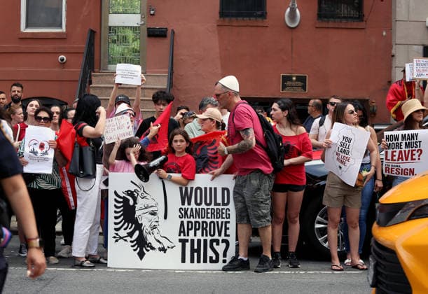 Protest in Support of Demonstrations in Albania in front of Albanian Embassy in New York City, USA. Protesters hold signs and Albanian national flags as they take part in a demonstration in front of the Albanian Consulate in New York, USA, on June 6, 2026. Protesters are supporting demonstrations in Albania opposing the construction of a luxury tourism complex project in the protected area of Narta Lagoon in the city of Vlore, linked to US President Donald Trump s son-in-law, Jared Kushner, and his wife, Ivanka Trump. The project was planned for two areas along the Adriatic coast, the protected delta area of Vjosa-Narta and the nearby uninhabited island of Sazan, once a secret communist military base. Light Studio Agency Dritan Haxhia New Copyright: xLightxStudioxAgencyx xDritanxHaxhiax