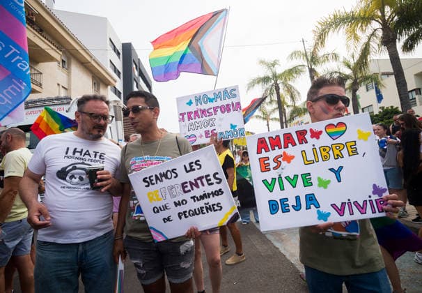 June 6, 2026, Malaga, Spain: People are seen holding up placards as they take part in a demonstration in support of the rights of LGTBIQ+ people, as part of the LGTBIQ+ Pride celebrations. The LGTBIQ+ Pride of Torremolinos is internationally known as a meeting point for LGTBIQ+ people in a colourful and festive atmosphere, where thousands of people celebrate the fight of the LGTBIQ+ movement for equality and respect. Malaga Spain - ZUMAs197 20260606_aaa_s197_390 Copyright: xJesusxMeridax