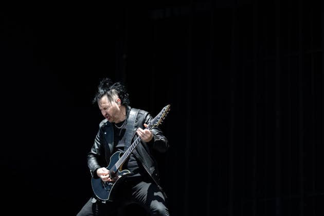 Jinxx Jeremy Ferguson (Gitarre, Violine, Gesang) während des Auftritts der US-amerikanischen Rockband Black Veil Brides im Rahmen des Festivals Rock am Ring 2026 am Nürburgring. Nürburg Rock am Ring Rheinland-Pfalz Germany *** Jinxx Jeremy Ferguson guitar, violin, vocals during the performance of the US American rock band Black Veil Brides as part of the Rock am Ring 2026 festival at the Nürburgring Nürburg Rock am Ring Rheinland Pfalz Germany