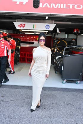 IPA85438665 - Monte Carlo, Formula 1 Monaco Grand Prix - Celebrities watch the race In the photo: Khloe Kardashian And Kim Kardashian  Copyright: xManuelexMangiarottix xManuelexMangiarottix 85438665
