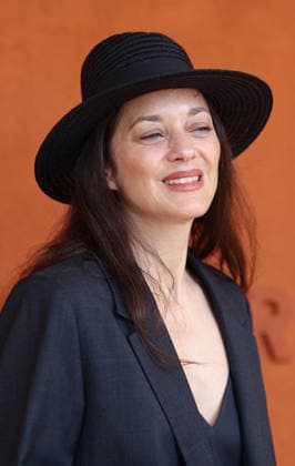 Roland Garros 2026 - Village jour 14 Marion Cotillard CÃ lÃ britÃ s au Village de Roland Garros pendant l Open de France Ã Paris le, 7 juin 2026.  Copyright: xDidierxFereyx