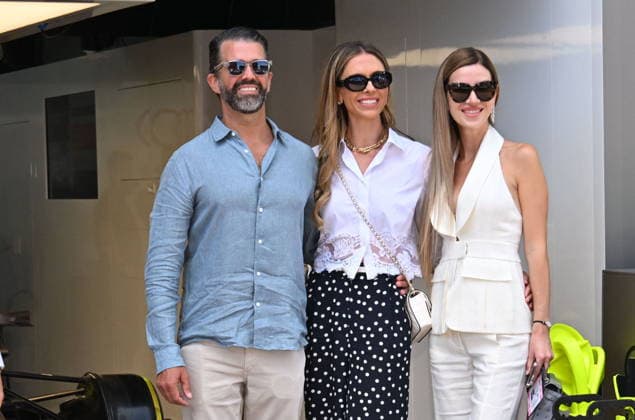Donald Trump Jr , his wife Bettina Anderson and guest in the paddocks of the Formula 1 Louis Vuitton Grand Prix of Monaco 2026, in Monte Carlo, Monaco, on June 7, 2026 Bruno Bebert Bestimage Celebs in the paddocks of the Formula 1 Louis Vuitton Grand Prix of Monaco 2026, in Monte Carlo, Monaco, on June 7, 2026 Monaco Monaco  Copyright: xBrunoxBebertx xBestimagexBrunoxBebertx xBestimagex