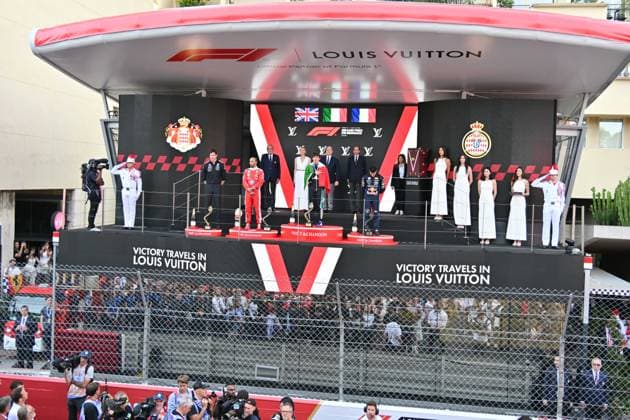 IPA85445476 - Monte Carlo, Formula 1 Monaco Grand Prix , Awards Ceremony In the photo: Andrea Kimi Antonelli , Lewis Hamilton, Isack Hadjar , Toto Wolff, Albert II of Monaco, Charlene Wittstock  Copyright: xManuelexMangiarottix xManuelexMangiarottix 85445476