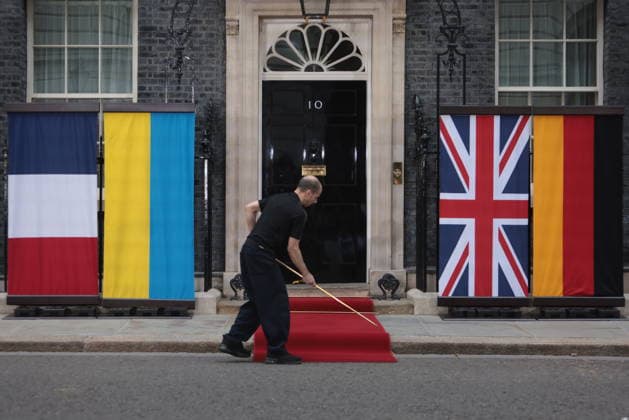 . 07 06 2026. London, United Kingdom. Keir Starmer Welcomes European Leaders to No.10. UK Prime Minister Keir Starmer Welcomes Volodymyr Zelenskyy, Friedrich Merz and Emmanuel Macron to No.10 Downing Street.  xMartynxWheatleyx xi-Imagesx IIM-26814-0001