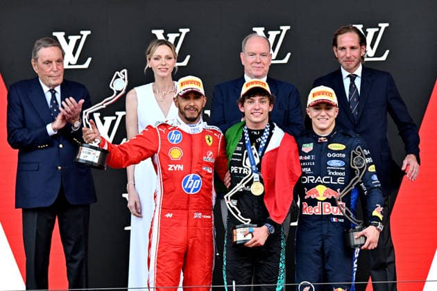Prince Albert II of Monaco, Michel Boeri, Princess Charlene of Monaco, Andrea Casiraghi with Lewis Hamilton, Kimi Antonelli and Isack Hadjar on the podium for the trophy presentation of the Formula 1 Louis Vuitton Monaco Grand Prix 2026 in Monte Carlo, Monaco, June 7, 2026 Bruno Bebert Bestimage Podium after the F1 Monaco Grand Prix on June 7, 2026 at the Circuit de Monaco in Monte Carlo, Monaco Monte Carlo France  Copyright: xBrunoxBebertx xBestimagexBrunoxBebertx xBestimagex