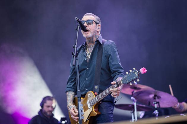Rock am Ring 2026, Tag 3, 7.6.2026 Social Distortion auf der Mandora Stage -- Mit dem Traditionsfestival Rock am Ring am Nürburgring in der Eifel startet in Deutschland die Festival-Saison. Rock am Ring findet in diesem Jahr vom 5. bis 7. Juni statt. Rund 80 Bands und Künstler stehen auf einer der drei großen Bühnen. Nürburg Nürburgring Rheinland-Pfalz Deutschland *** Rock am Ring 2026, Day 3, 7 6 2026 Social Distortion on the Mandora Stage The traditional Rock am Ring festival at the Nürburgring in the Eifel region kicks off the festival season in Germany Rock am Ring will take place this year from 5 to 7 June Around 80 bands and artists will perform on one of the three large stages Nürburg Nürburgring Rhineland-Palatinate Germany Copyright: xSebastianxDerixx