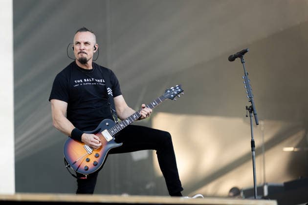 Mark Tremonti (Gitarre, Gesang) während des Auftritts der US-amerikanischen Rockband Alter Bridge im Rahmen des Festivals Rock am Ring 2026 am Nürburgring. Nürburg Rock am Ring Rheinland-Pfalz Germany *** Mark Tremonti guitar, vocals during the performance of the US rock band Alter Bridge as part of the Rock am Ring 2026 festival at the Nürburgring Nürburg Rock am Ring Rheinland Pfalz Germany